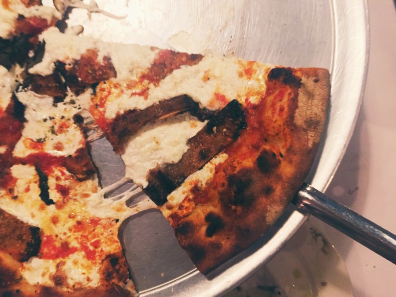 Grimaldis Pizzeria ©Emeliabird 2016